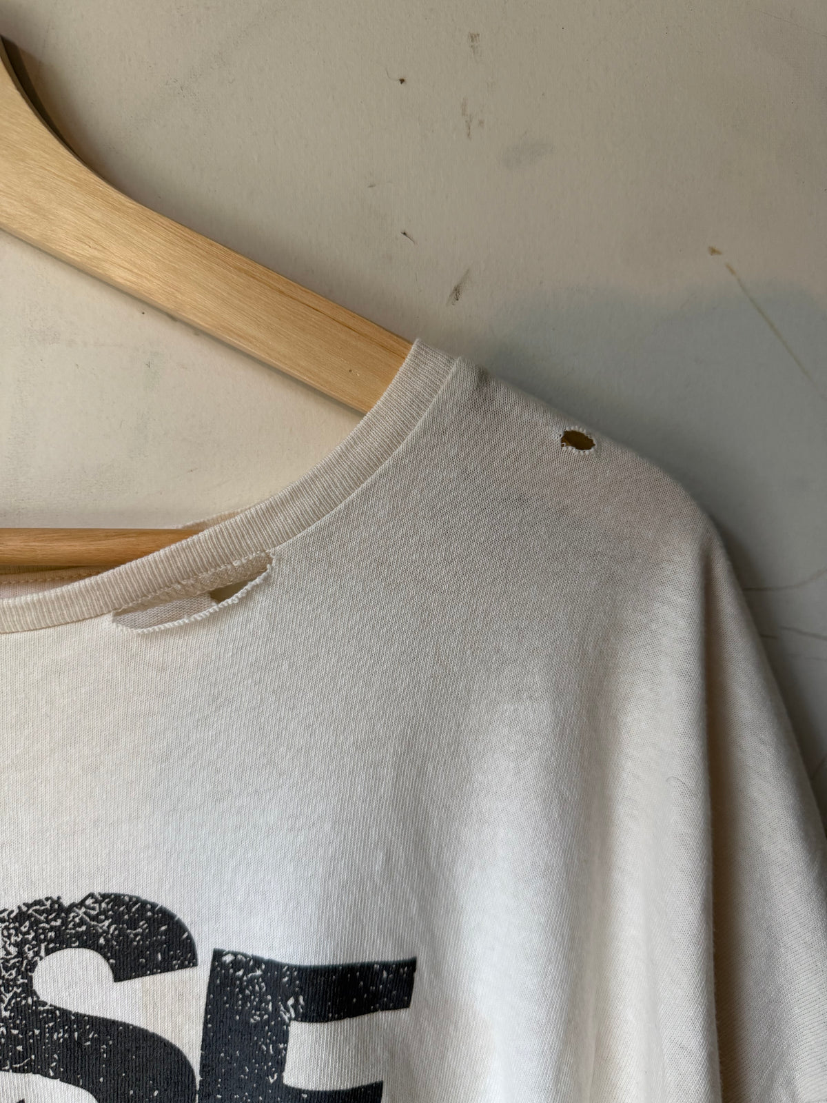 EASE TEE
